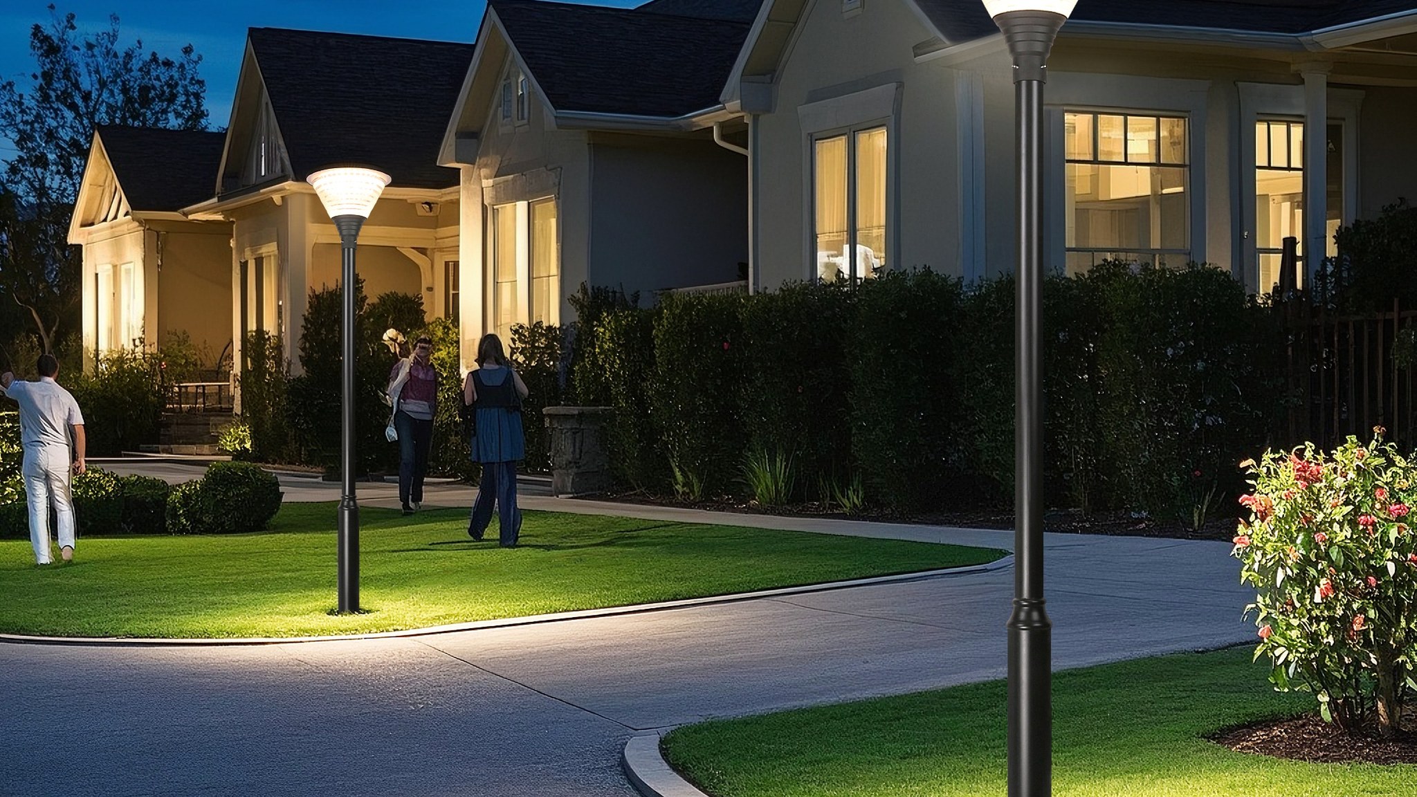 TPK Solar Garden Light with Illuminated Lamp Head