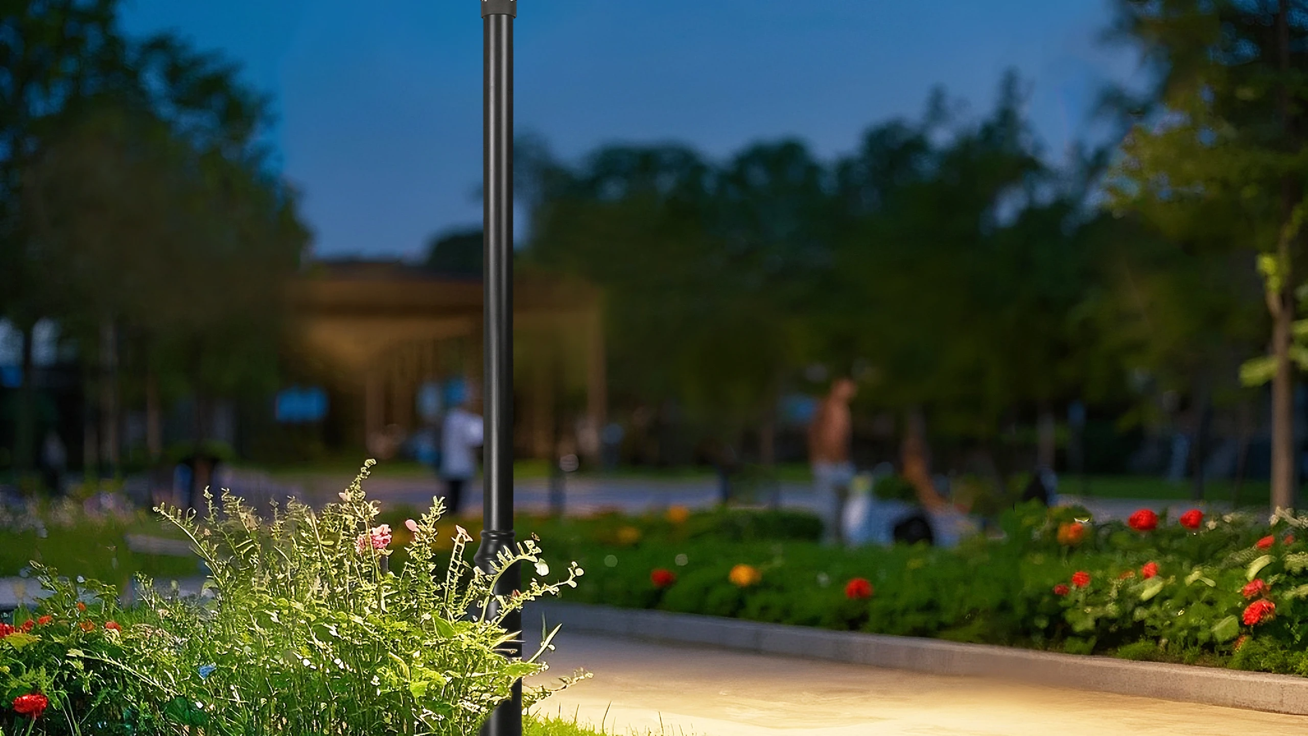 SGL-001 Hourglass garden light in private luxury villa courtyard