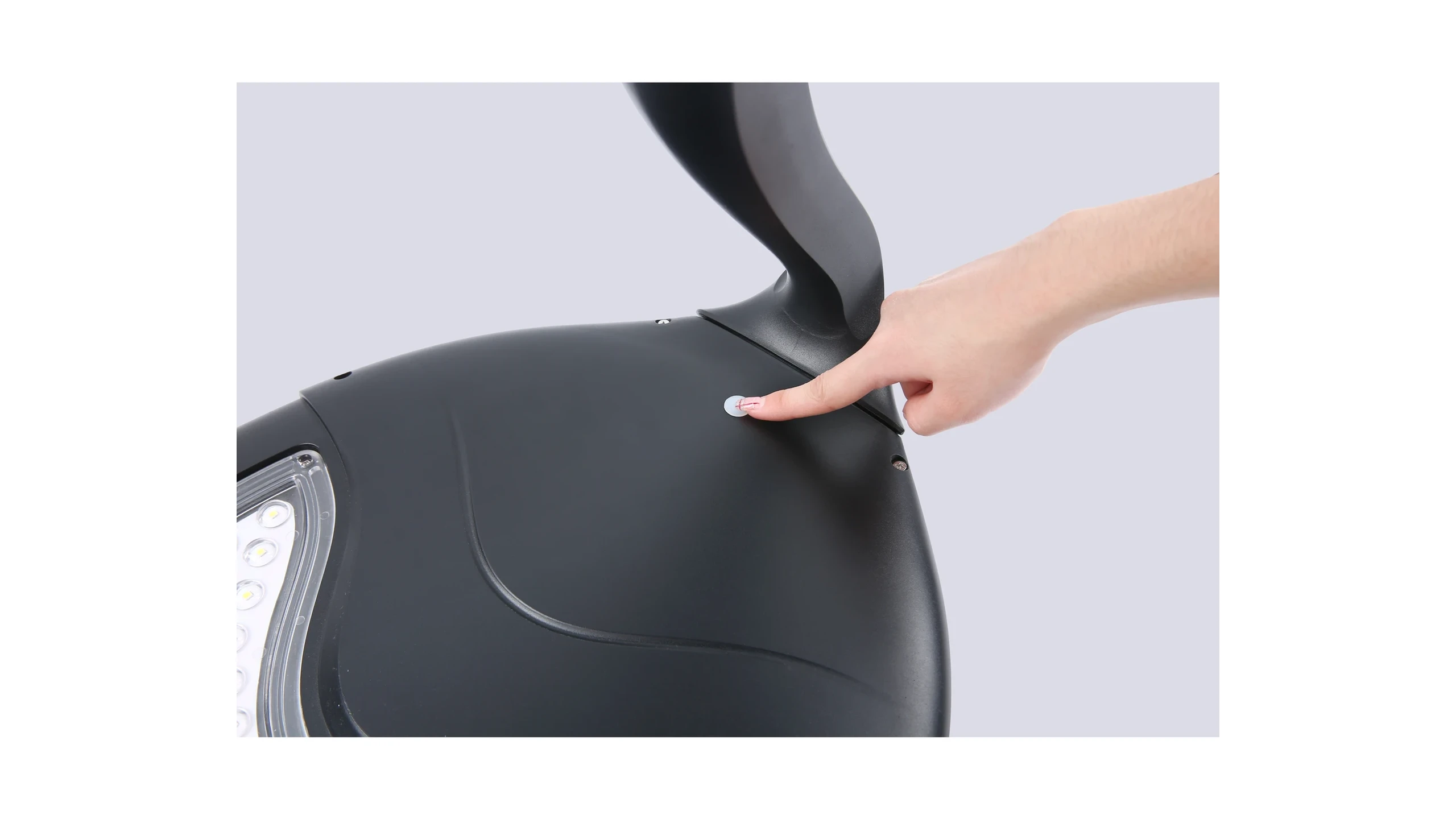 SGL-5108 smart activation button and dusk-to-dawn sensor