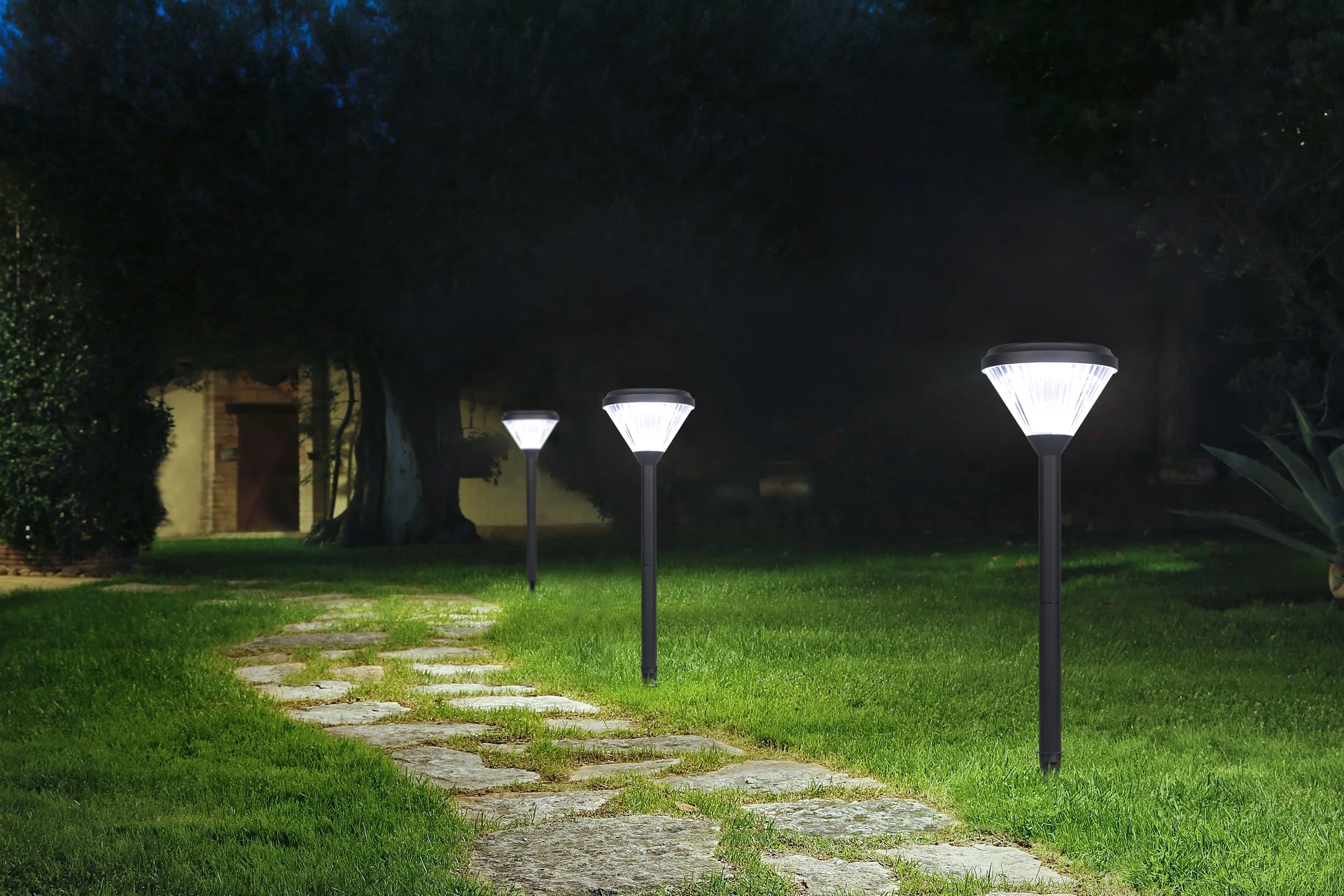 SLL-0804 diamond solar bollards along manicured garden pathway