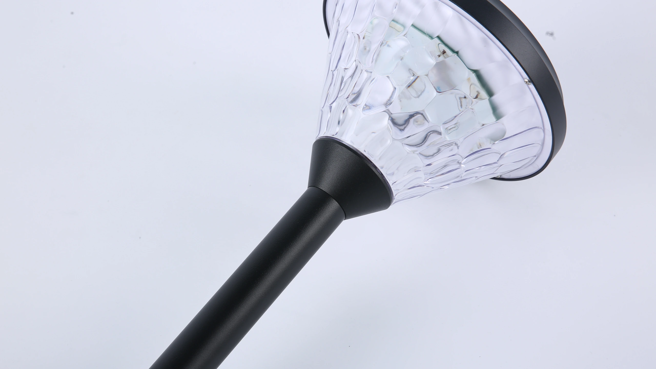 SLL-0907 waterdrop textured optic lens and high-efficiency LED array
