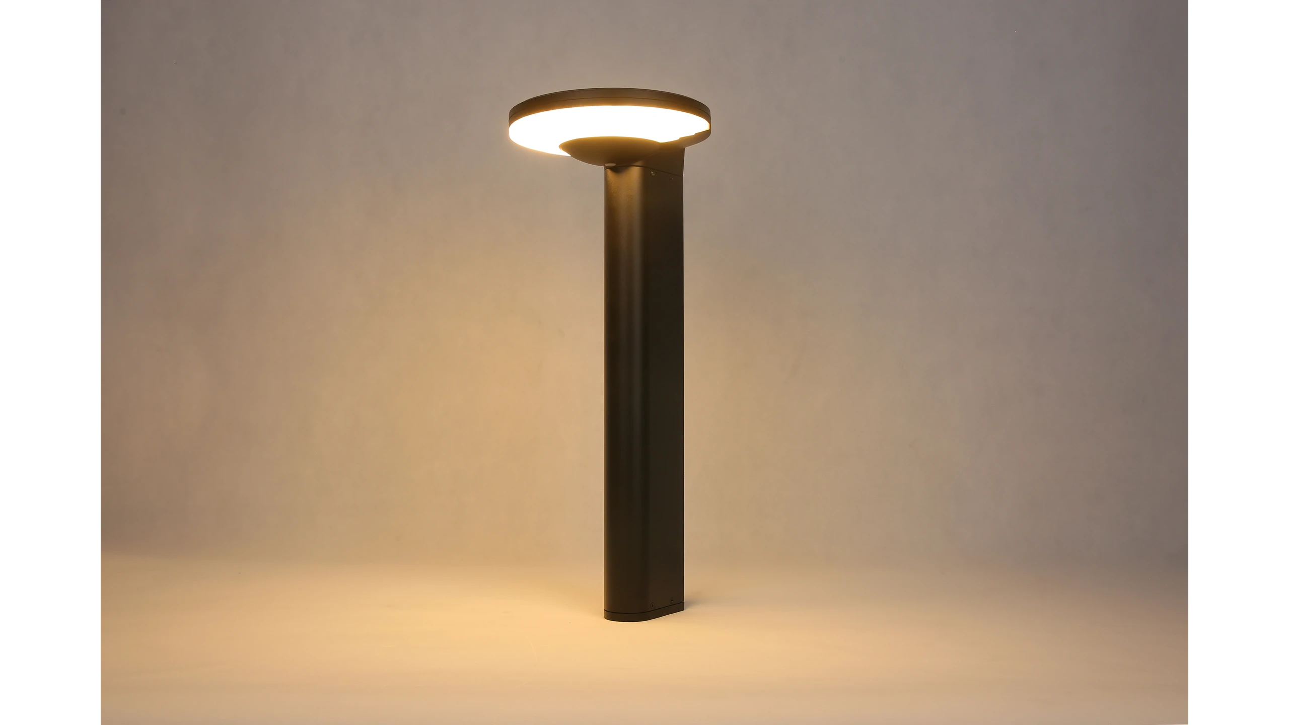 SLL-8804 solar bollard light warm illuminated 360 degree downward optical beam