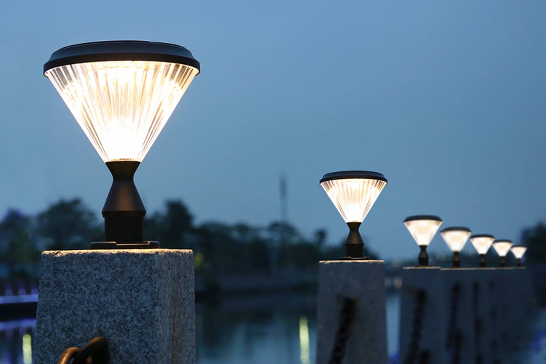 SPL-5405 diamond solar pillar lights along waterside stone pier promenade