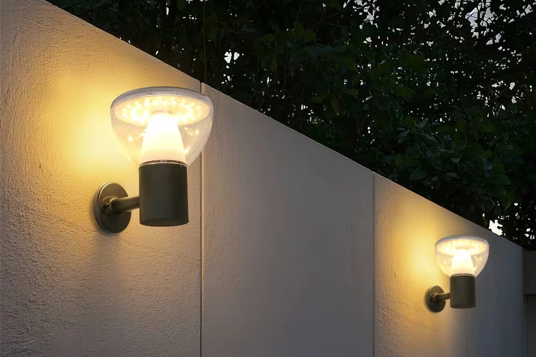 SWL-3006 wall lights washing villa courtyard boundary wall in warm evening glow