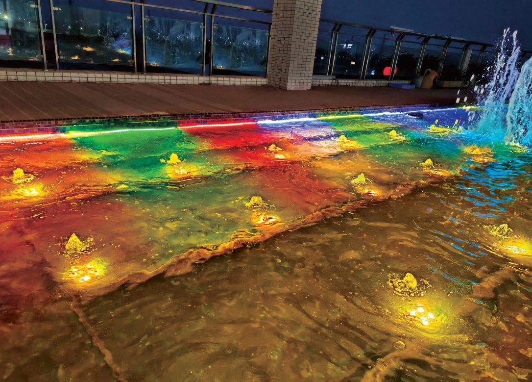 LPL-OP-D30 LED Pool Light application impression | TPK Lighting