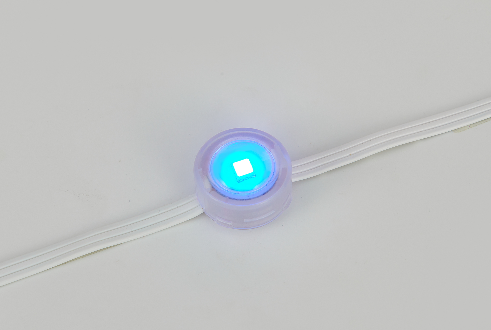 LPM-R30 RGB pixel string light alternate view