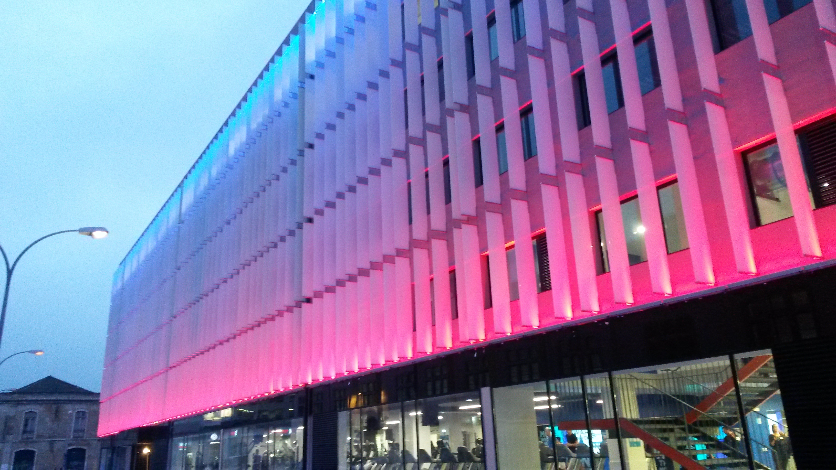 LWW-OP-W75 facade lighting impression