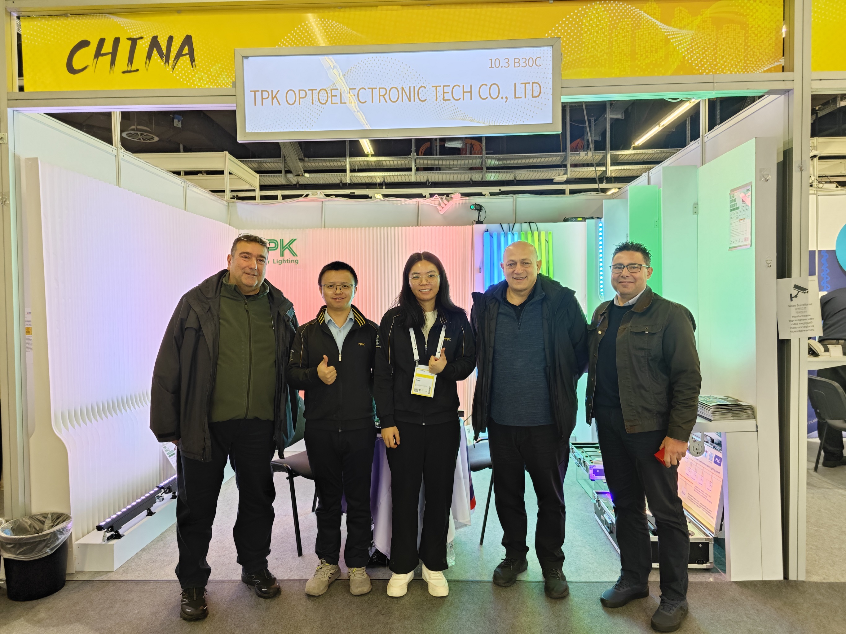 LED facade lighting solutions and linear lights on display
