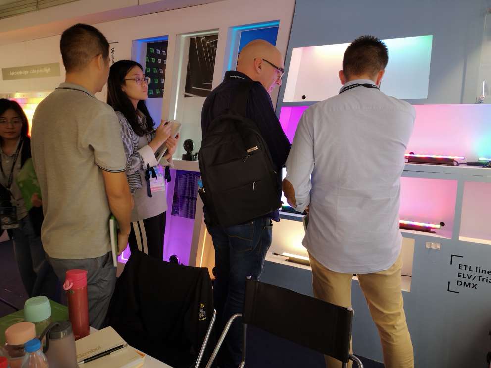 Outdoor luminaires on display at the 2019 HKTDC Autumn Fair.